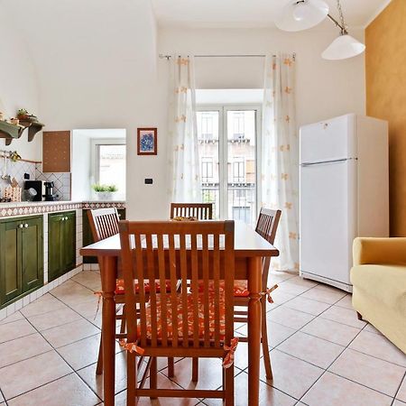 Central Balcony Apartment Катанія Екстер'єр фото